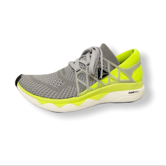 Reebok Shoes - Reebok Floatride Running Shoes Size 7